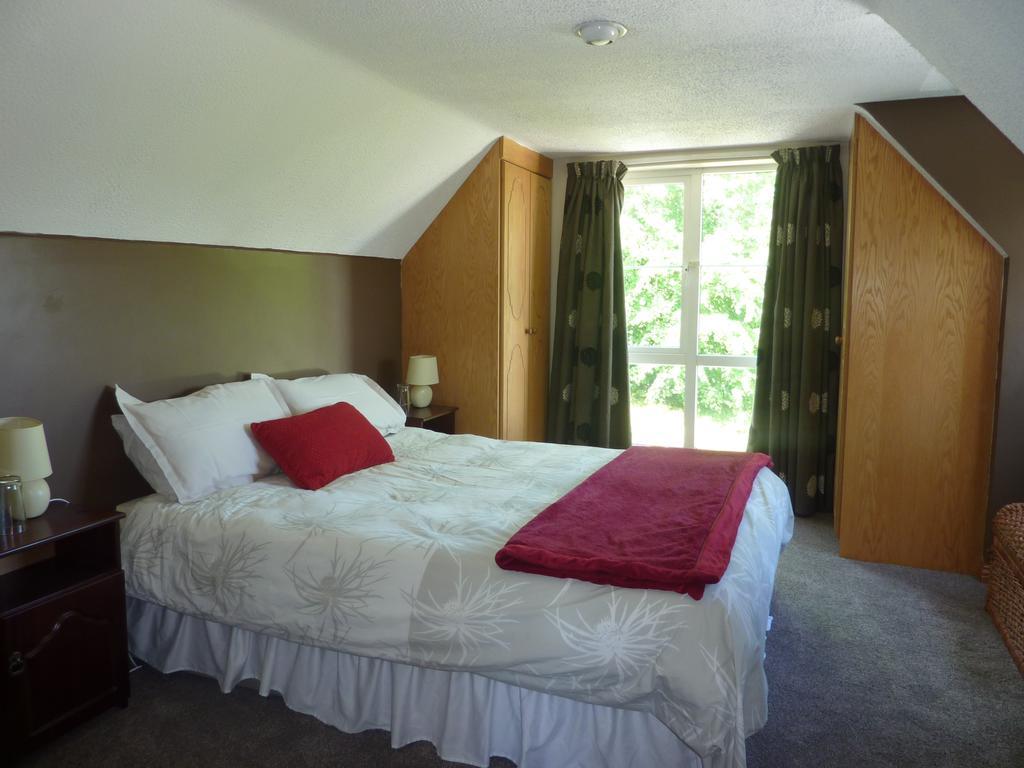 Knocklyon House Bed & Breakfast เอนนิส ห้อง รูปภาพ